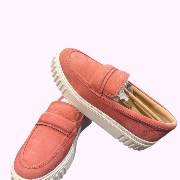 Clarks Brown Cardboard Shoe Box with Logo - Picture 5 of 6